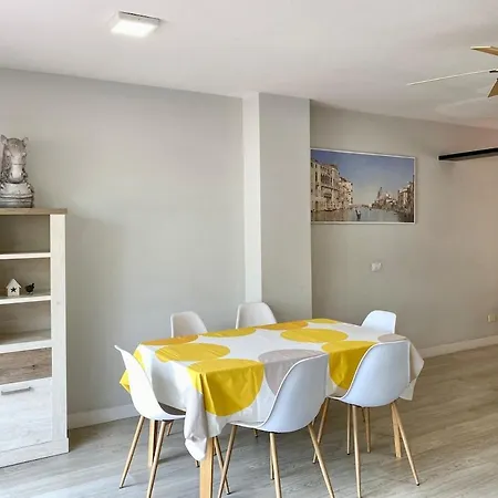 Morden House With Ocean View Pool, Air Con Ferienhaus