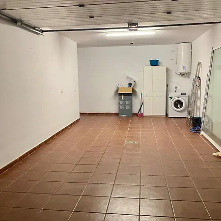 Morden House With Ocean View Pool, Air Con * Адехе