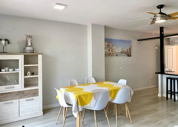 Morden House With Ocean View Pool, Air Con Будинок відпочинку